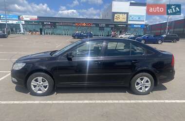 Лифтбек Skoda Octavia 2012 в 