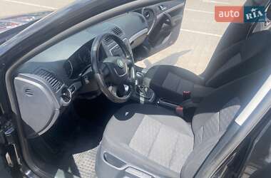 Лифтбек Skoda Octavia 2012 в 