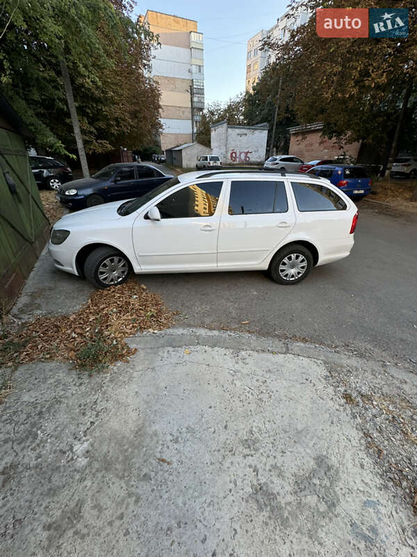 Универсал Skoda Octavia 2010 в Полтаве фото 4 Универсал Skoda Octavia 2010 в Полтаве