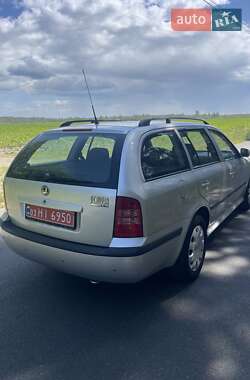 Универсал Skoda Octavia 2001 в 