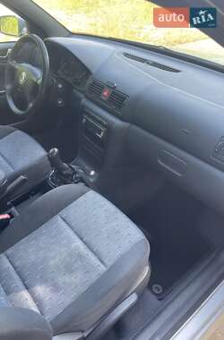 Универсал Skoda Octavia 2001 в 