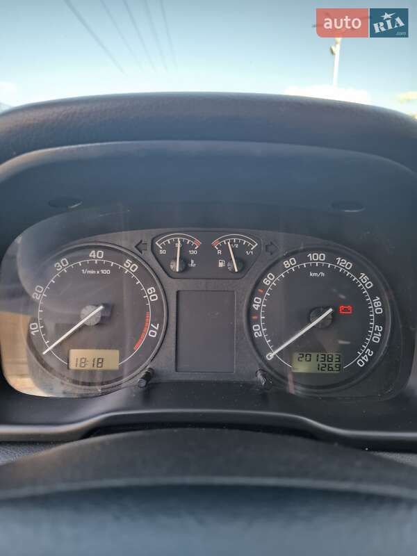 Ліфтбек Skoda Octavia 2005 в Чернігові