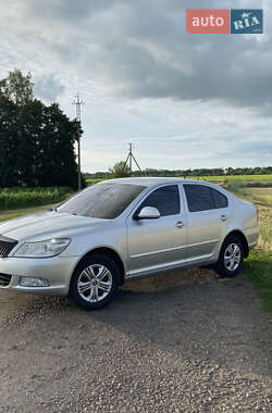 Лифтбек Skoda Octavia 2011 в 