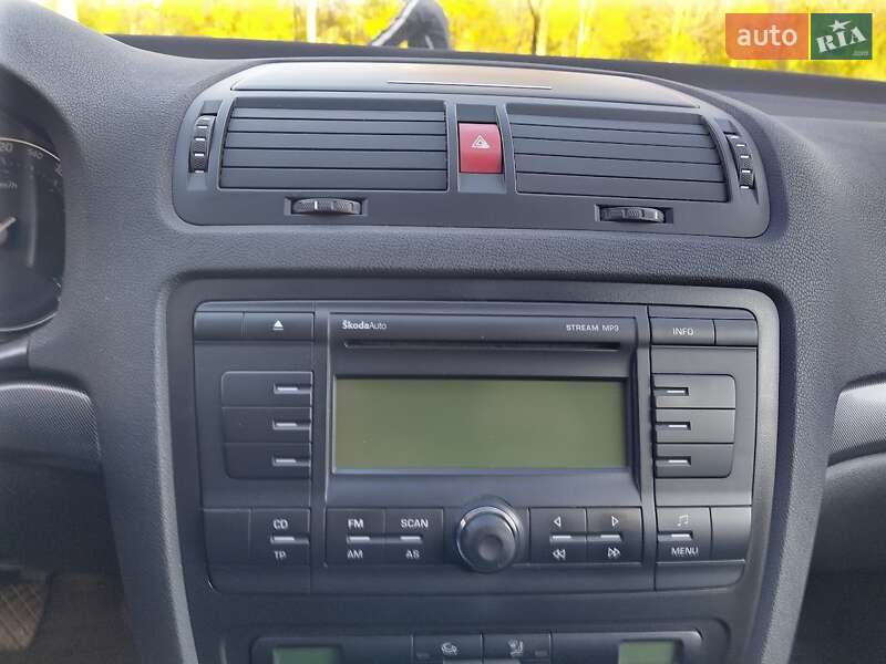 Лифтбек Skoda Octavia 2008 в Ивано-Франковске