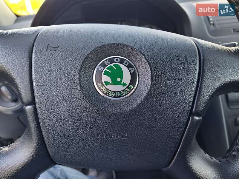 Лифтбек Skoda Octavia 2008 в Ивано-Франковске