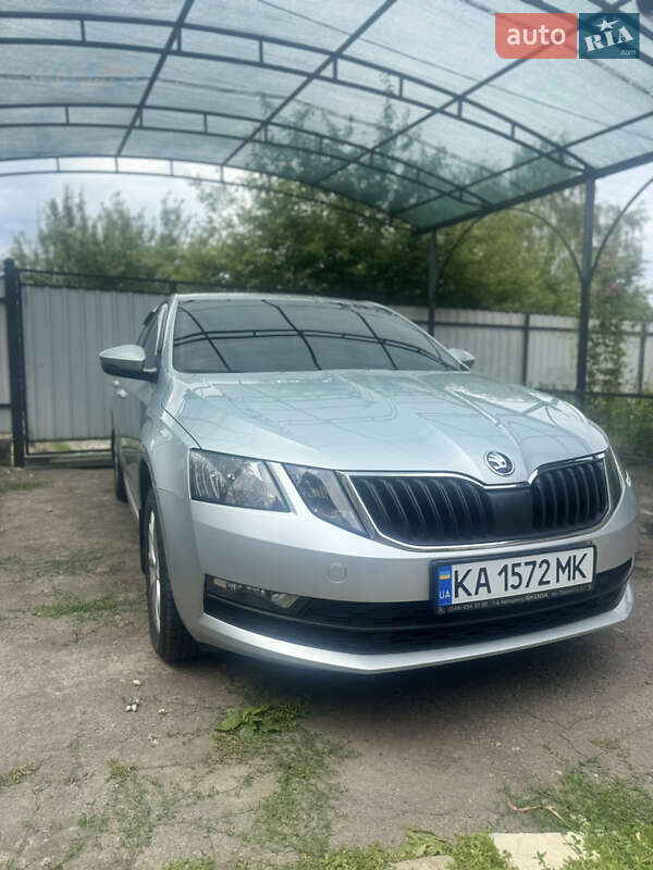 Лифтбек Skoda Octavia 2018 в Чутове фото 3 Лифтбек Skoda Octavia 2018 в Чутове