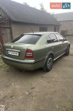 Ліфтбек Skoda Octavia 2001 в 