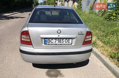 Лифтбек Skoda Octavia 2003 в 