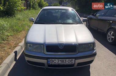 Лифтбек Skoda Octavia 2003 в 