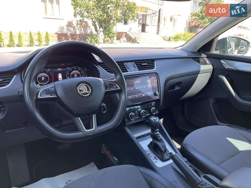 Универсал Skoda Octavia 2019 в Радивилове