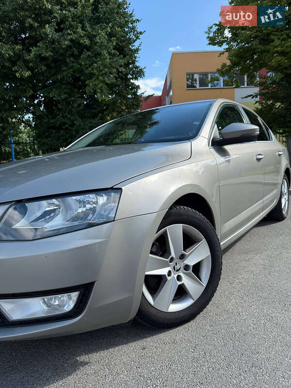 Лифтбек Skoda Octavia 2014 в Киеве