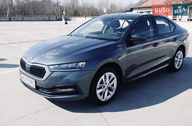 Лифтбек Skoda Octavia 2021 в Львове