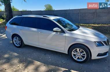 Универсал Skoda Octavia 2020 в 