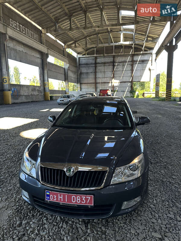 Універсал Skoda Octavia 2009 в Ківерцях