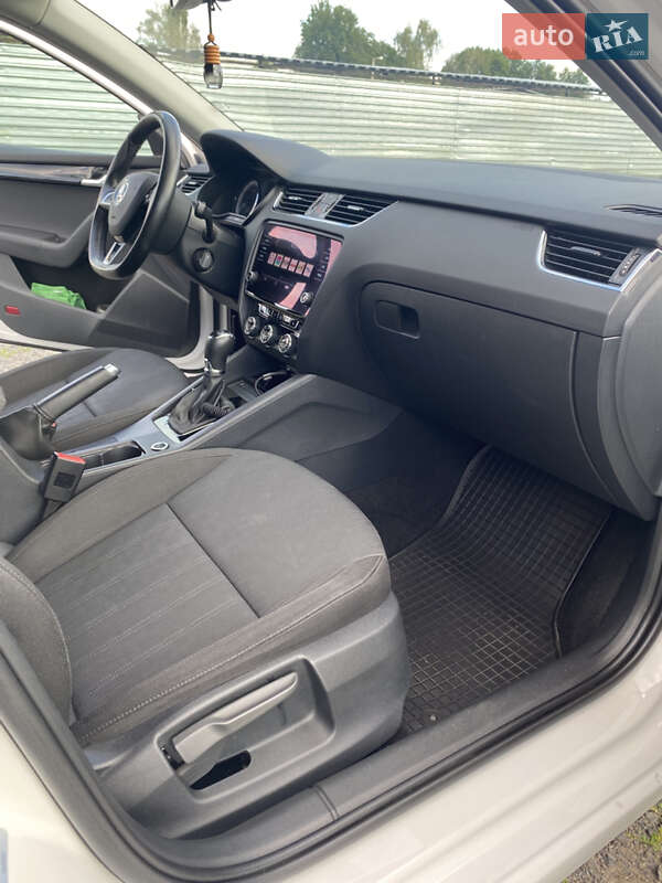 Лифтбек Skoda Octavia 2017 в Харькове фото 27 Лифтбек Skoda Octavia 2017 в Харькове