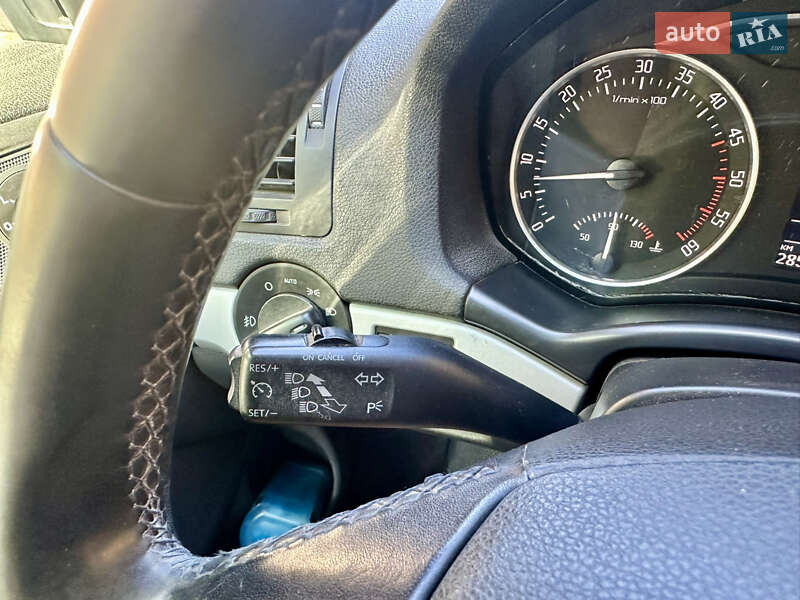Универсал Skoda Octavia 2010 в Черновцах