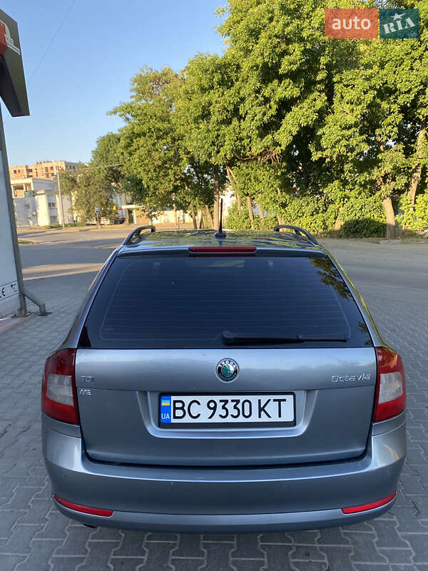 Универсал Skoda Octavia 2012 в Львове