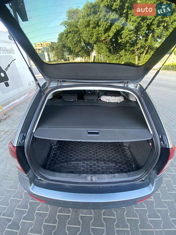 Универсал Skoda Octavia 2012 в Львове