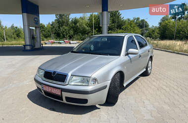 Лифтбек Skoda Octavia 2003 в Шепетовке