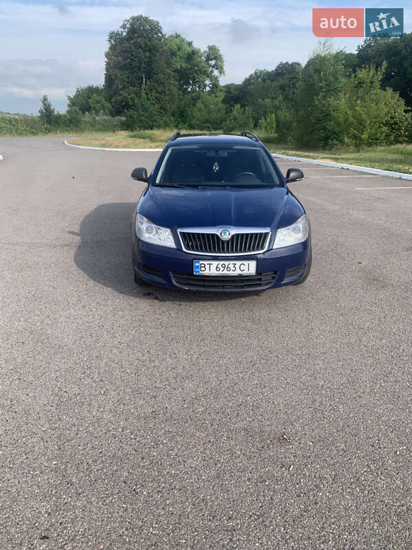 Универсал Skoda Octavia 2012 в Умани
