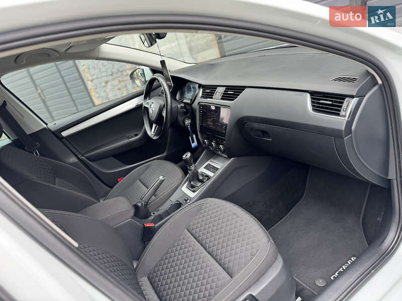 Универсал Skoda Octavia 2018 в Дубно