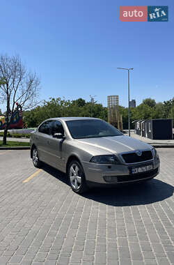 Лифтбек Skoda Octavia 2008 в Каменском
