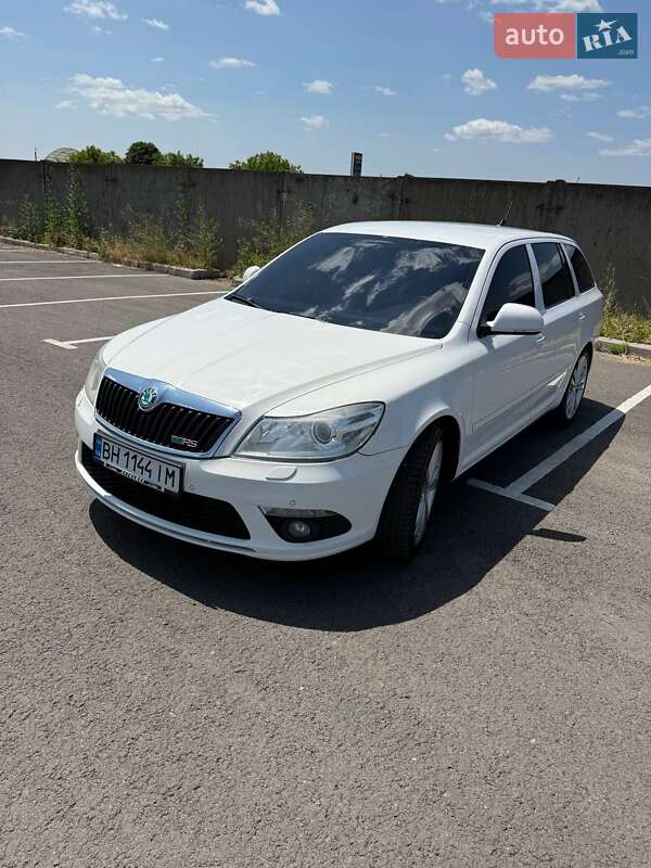 Универсал Skoda Octavia 2012 в Одессе