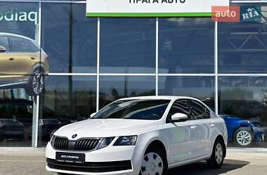 Лифтбек Skoda Octavia 2019 в Киеве