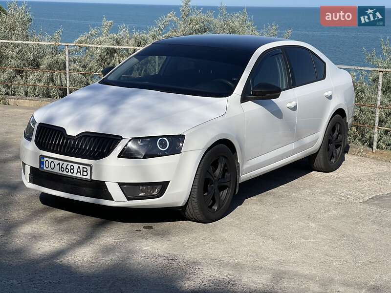 Лифтбек Skoda Octavia 2013 в Одессе