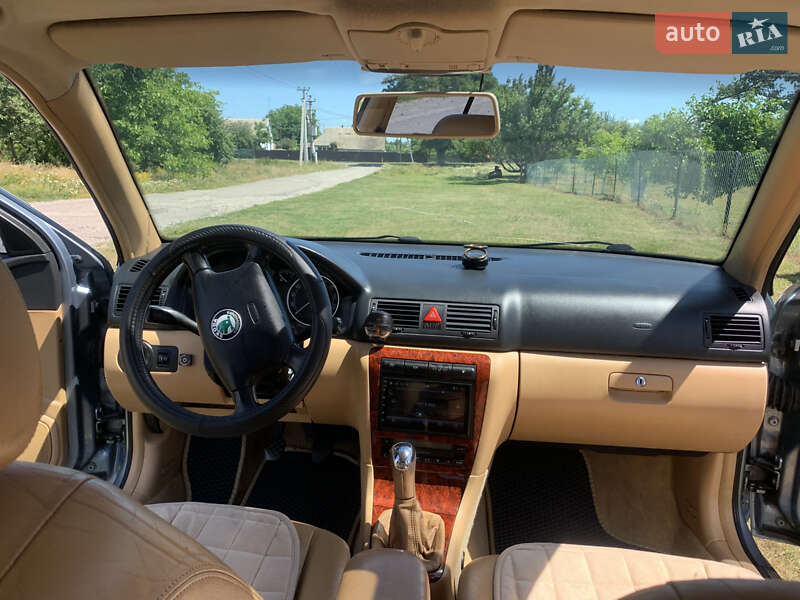 Лифтбек Skoda Octavia 2002 в Борисполе