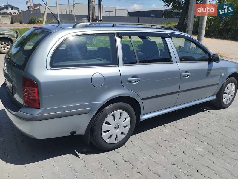 Универсал Skoda Octavia 2001 в Киеве