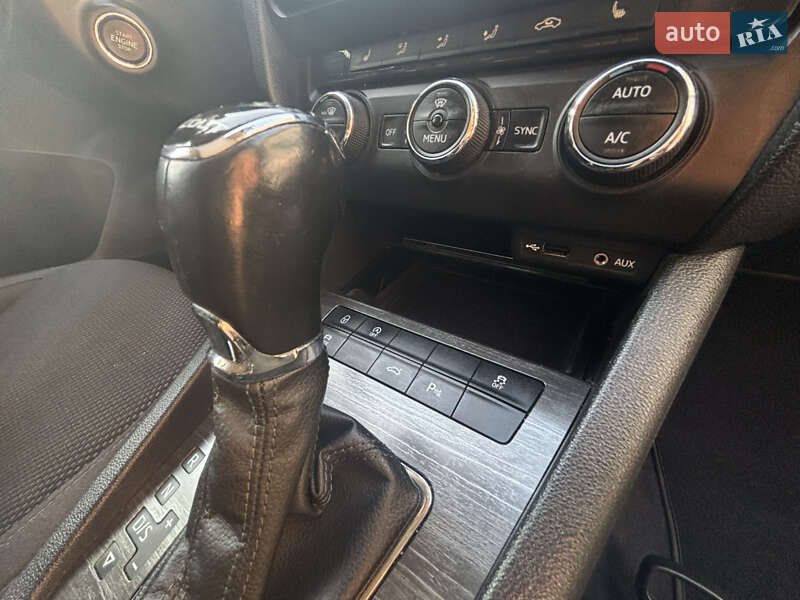Универсал Skoda Octavia 2016 в Ужгороде