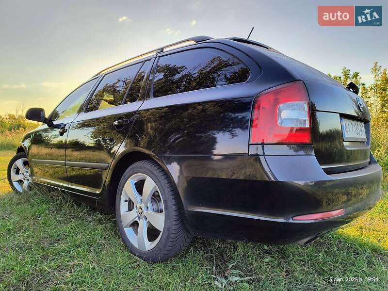 Універсал Skoda Octavia 2012 в Краснограді