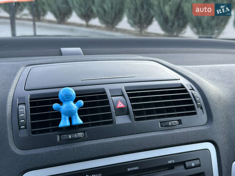 Универсал Skoda Octavia 2009 в Полтаве