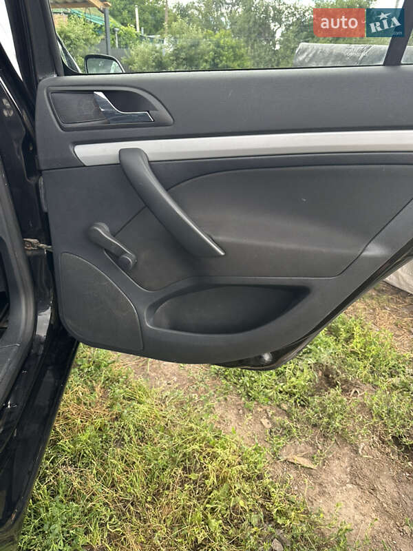 Универсал Skoda Octavia 2007 в Новых Санжарах