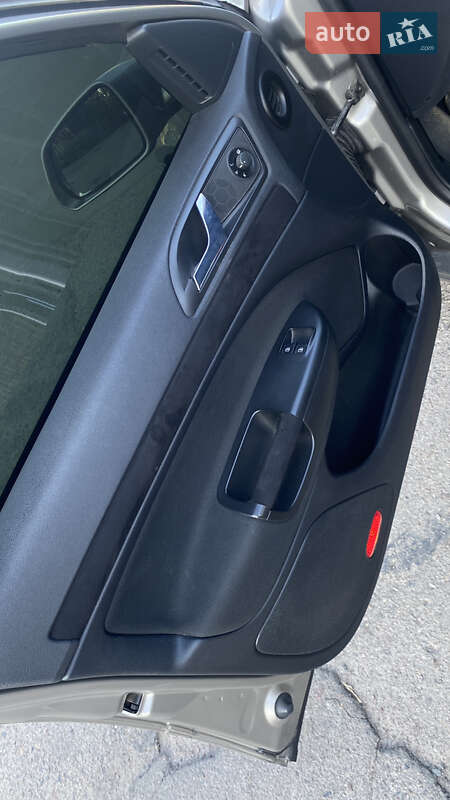 Лифтбек Skoda Octavia 2007 в Сиховом фото 14 Лифтбек Skoda Octavia 2007 в Сиховом