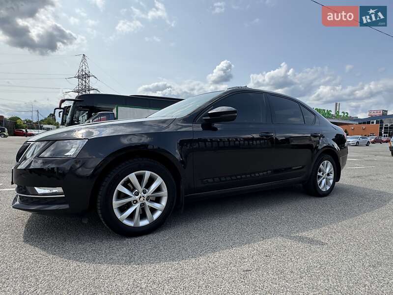 Лифтбек Skoda Octavia 2019 в Киеве