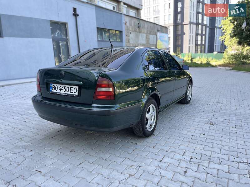 Лифтбек Skoda Octavia 2001 в Каменец-Подольском