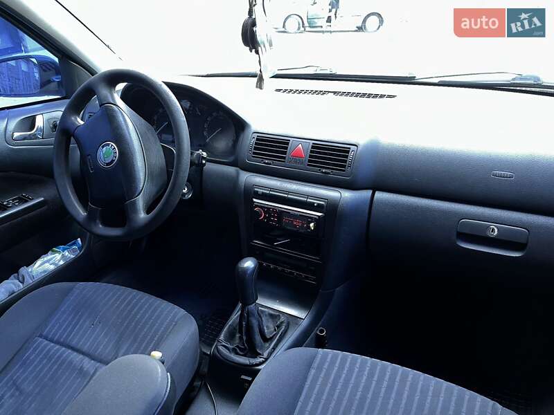 Лифтбек Skoda Octavia 2001 в Каменец-Подольском