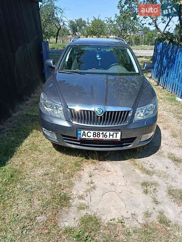 Универсал Skoda Octavia 2012 в Луцке фото 5 Универсал Skoda Octavia 2012 в Луцке