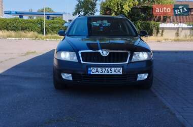 Універсал Skoda Octavia 2008 в Черкасах