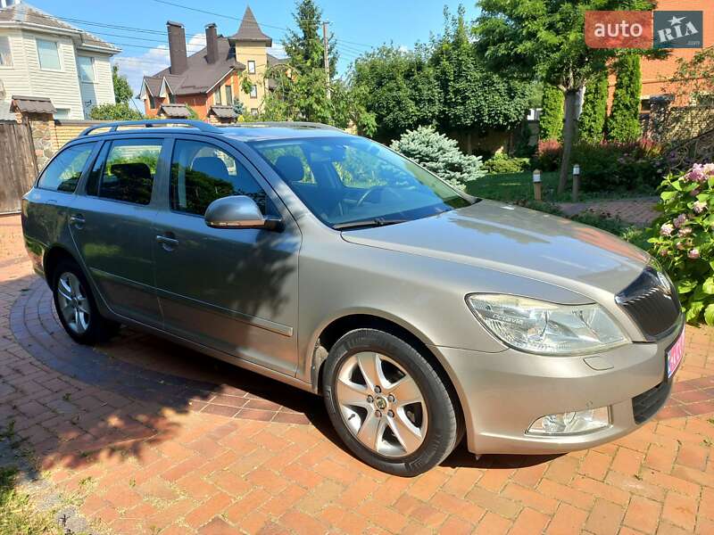 Универсал Skoda Octavia 2011 в Виннице