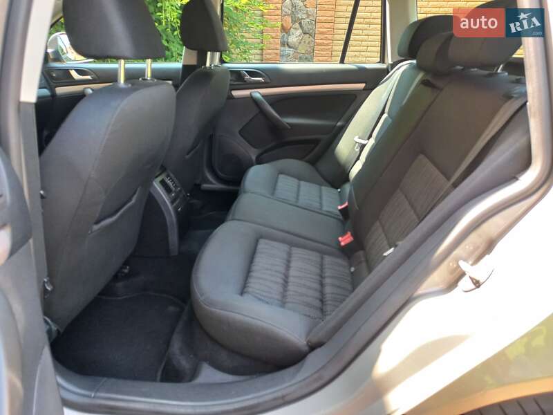 Универсал Skoda Octavia 2011 в Виннице