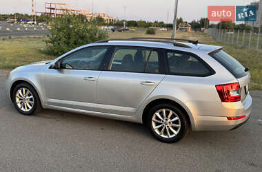 Универсал Skoda Octavia 2015 в 
