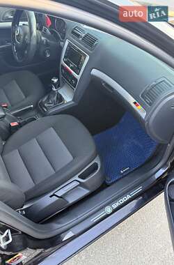 Універсал Skoda Octavia 2013 в 