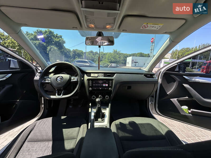 Лифтбек Skoda Octavia 2017 в Кропивницком