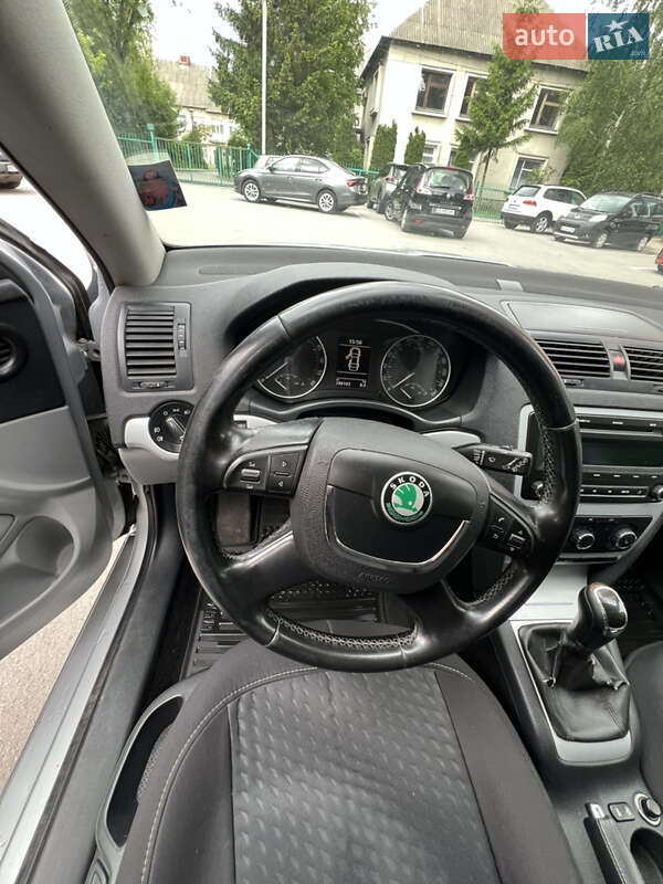 Універсал Skoda Octavia 2011 в Тернополі фото 6 Універсал Skoda Octavia 2011 в Тернополі