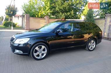 Универсал Skoda Octavia 2011 в 