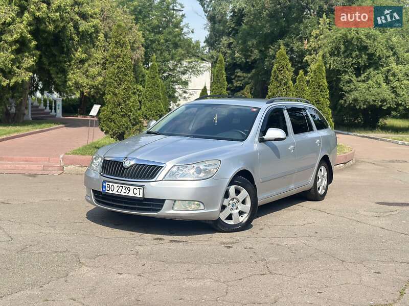 Универсал Skoda Octavia 2009 в Одессе