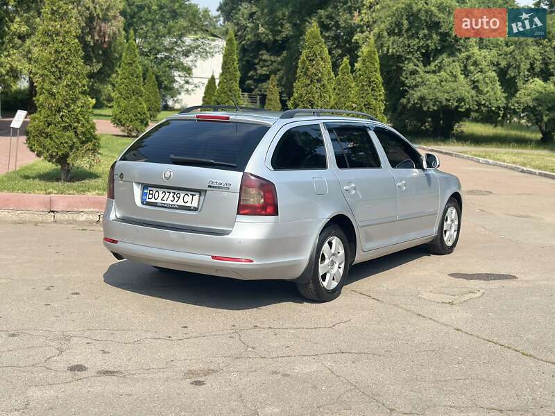 Универсал Skoda Octavia 2009 в Одессе